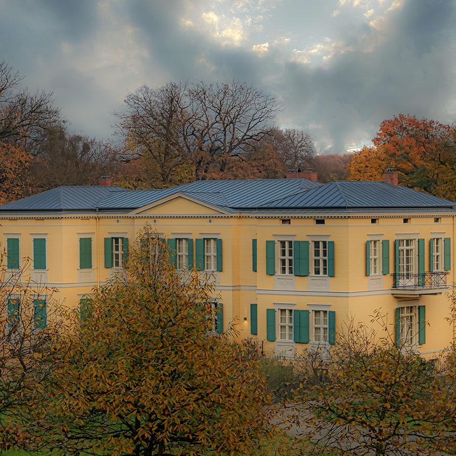 Fontane-Archiv am Fuße des Pfingstberges